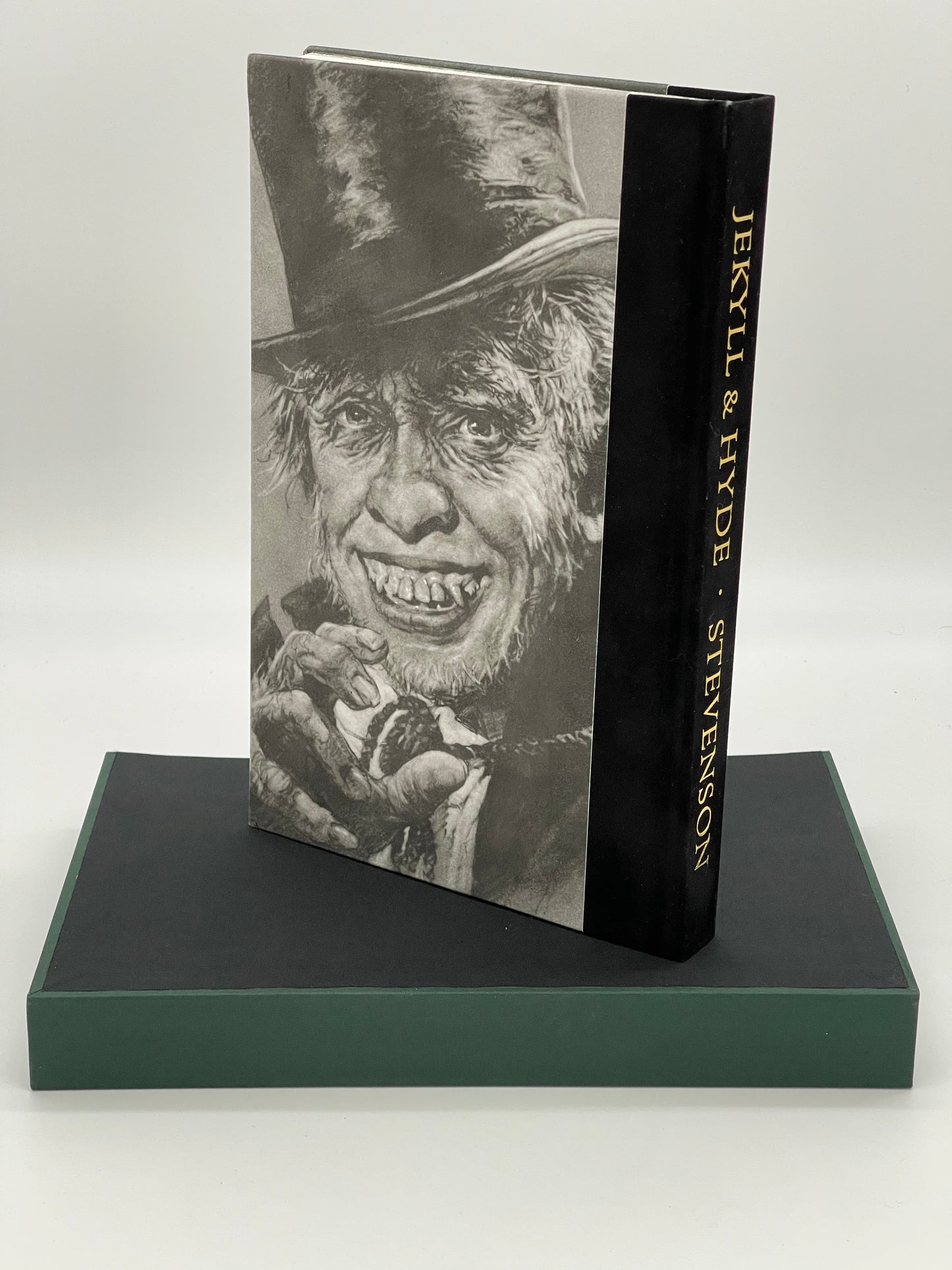 The Strange Case of Dr Jekyll and Mr Hyde Centipede Press